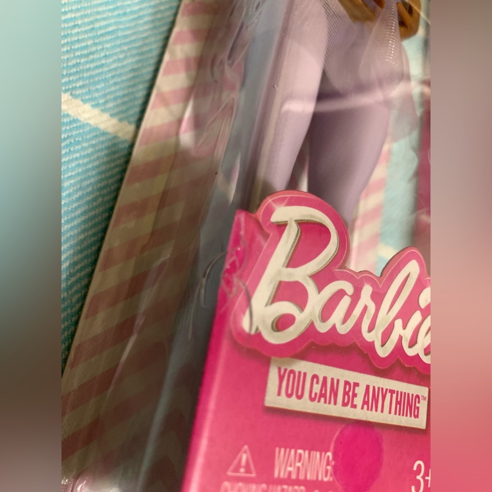 NIB Barbie Nurse, Ballerina, Scientist - Three (3) You Can Be Anything Dolls. - Picture 7 of 8